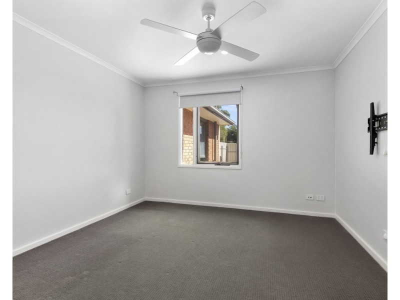 28 Birchenough Road, Huntfield Heights SA 5163