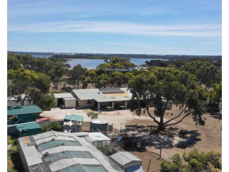 11 Davies Road, Pelican Lagoon SA 5222