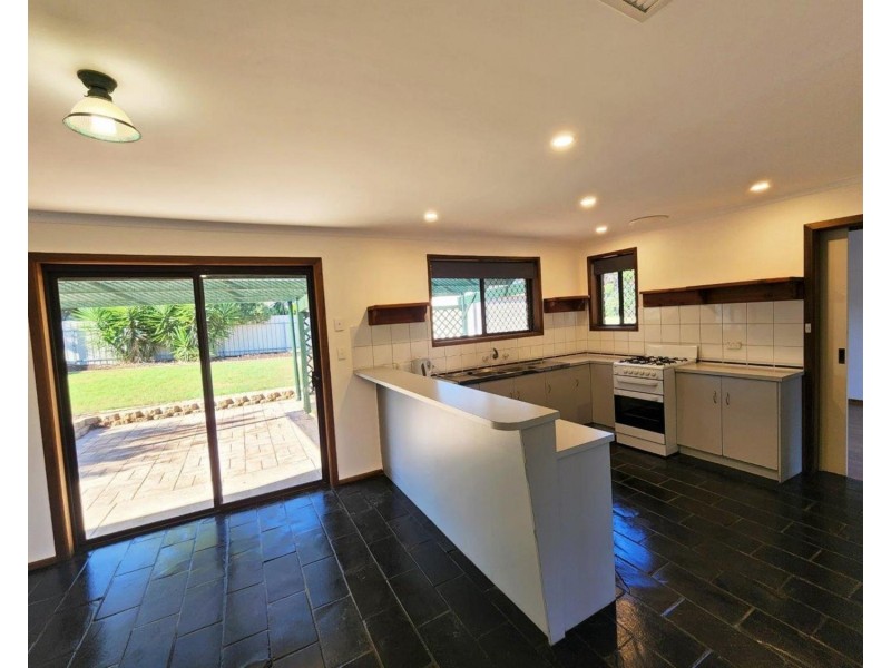 16 Seeger Drive, Morphett Vale SA 5162