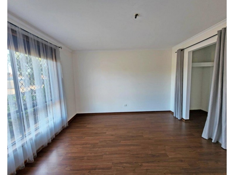 16 Seeger Drive, Morphett Vale SA 5162