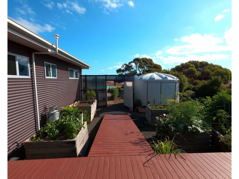 2721 North Coast Road, Cassini SA 5223