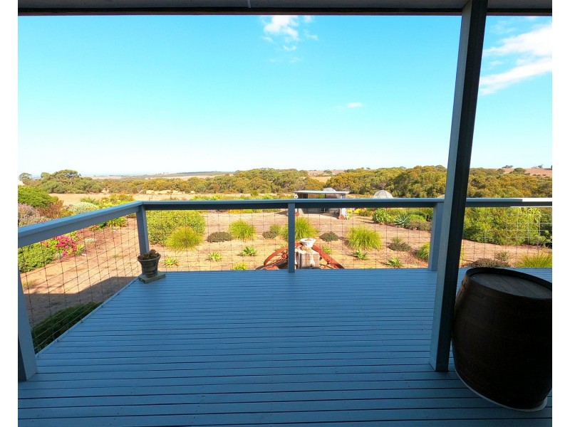 2721 North Coast Road, Cassini SA 5223