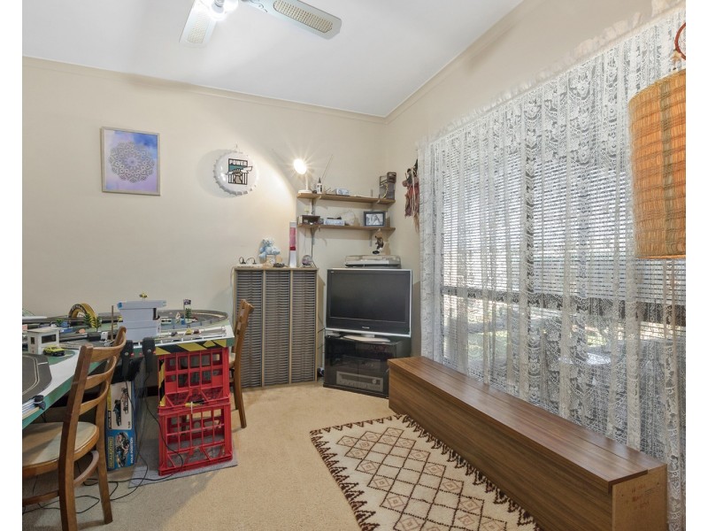 16 Jennifer Drive, Morphett Vale SA 5162