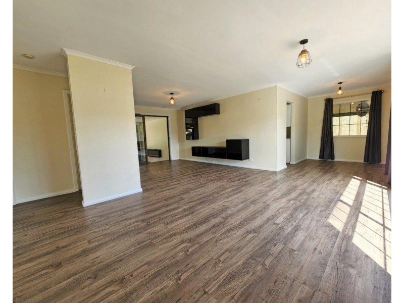 4 Brendan Street, Christie Downs SA 5164