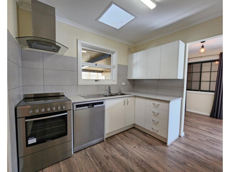 4 Brendan Street, Christie Downs SA 5164