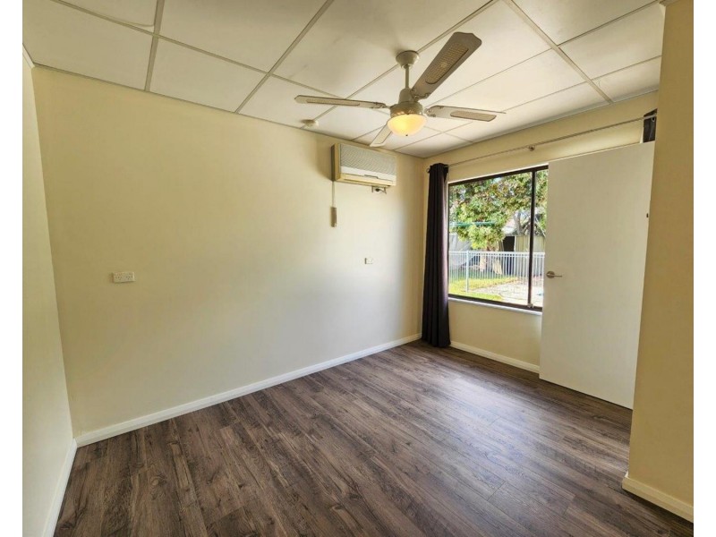 4 Brendan Street, Christie Downs SA 5164