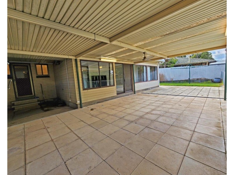 4 Brendan Street, Christie Downs SA 5164