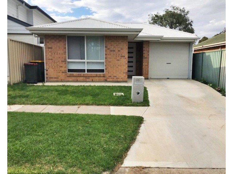 16 William Road, Christies Beach SA 5165