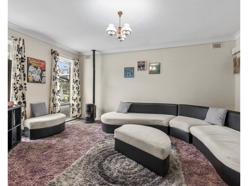 25 Suffolk Drive, Morphett Vale SA 5162