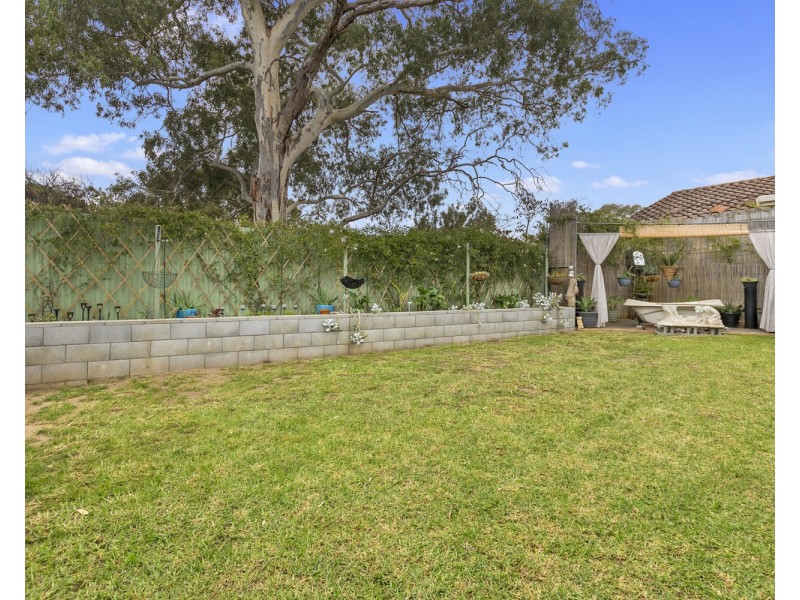 25 Suffolk Drive, Morphett Vale SA 5162
