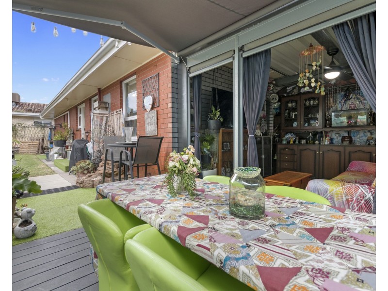 25 Suffolk Drive, Morphett Vale SA 5162