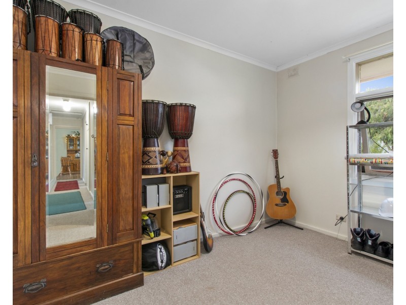 40 Adrian Street, Christie Downs SA 5164