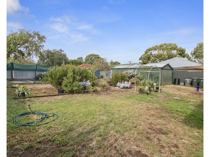 40 Adrian Street, Christie Downs SA 5164