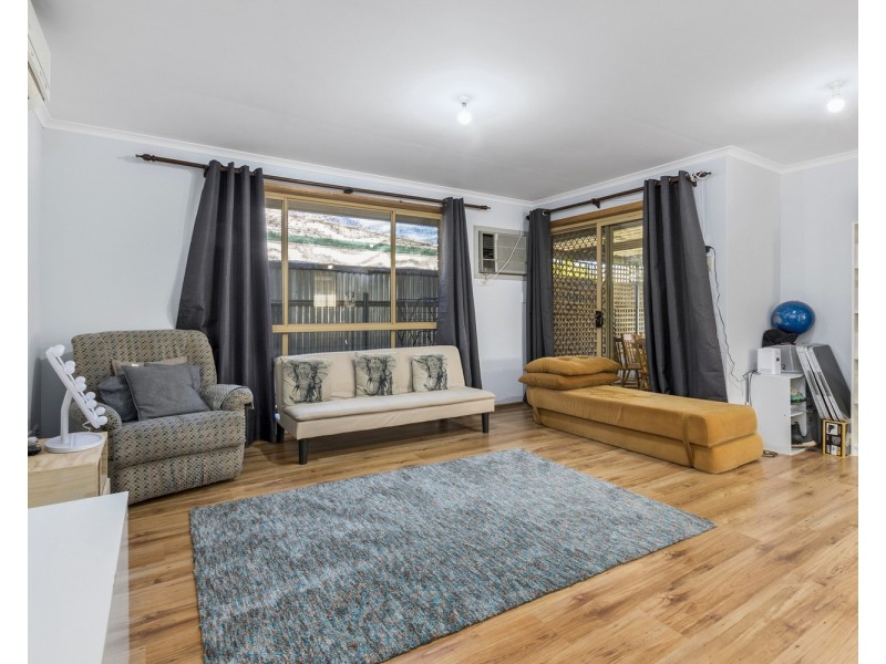 6 Blaby Road, Morphett Vale SA 5162