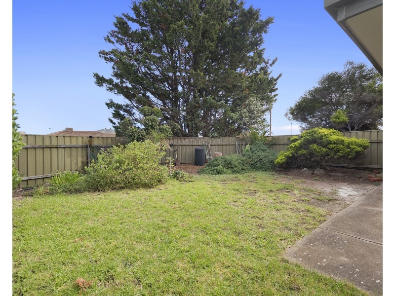2/1 Transom Crescent, Seaford SA 5169