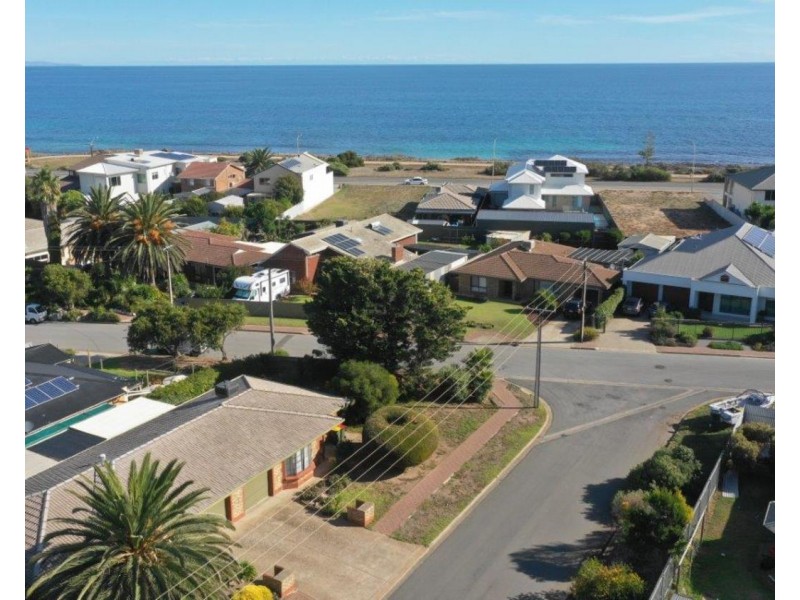 2/1 Transom Crescent, Seaford SA 5169