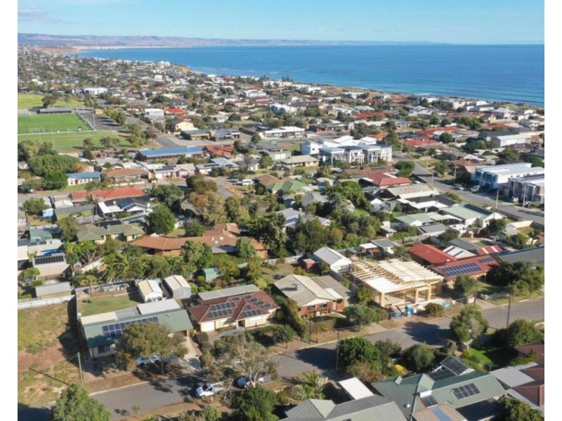 10 Collie Avenue, Port Noarlunga South SA 5167