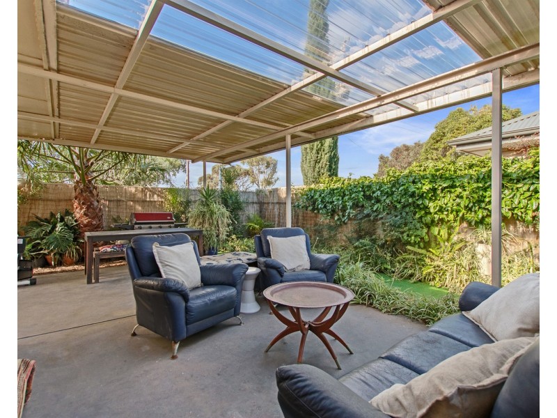 2 McRae Road, Port Noarlunga South SA 5167