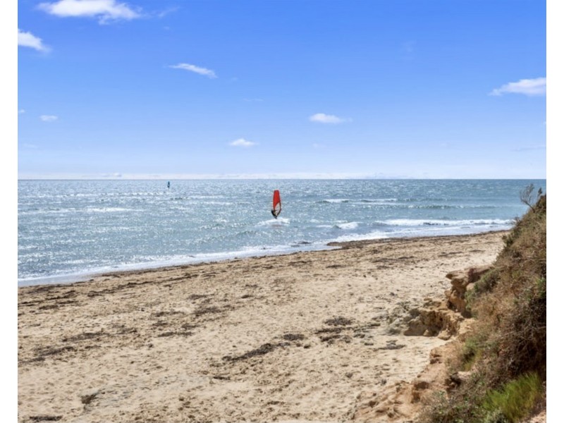 2 McRae Road, Port Noarlunga South SA 5167