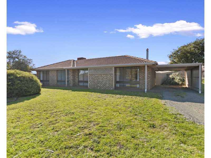 1 MacDonald Road, Christie Downs SA 5164