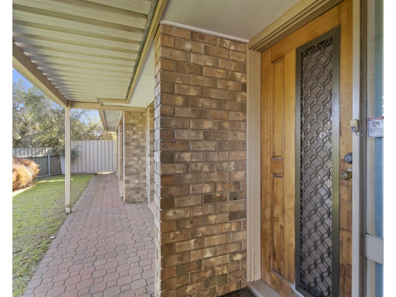 1 MacDonald Road, Christie Downs SA 5164