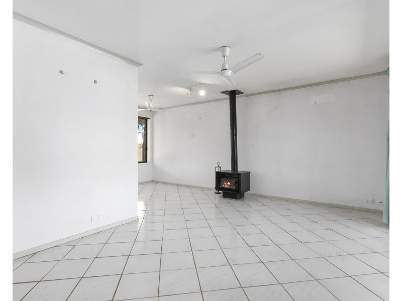 1 MacDonald Road, Christie Downs SA 5164