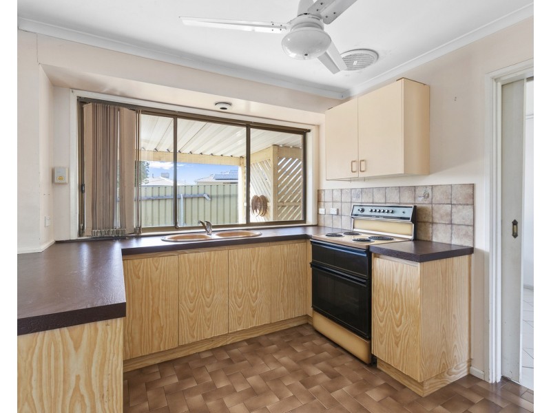 1 MacDonald Road, Christie Downs SA 5164