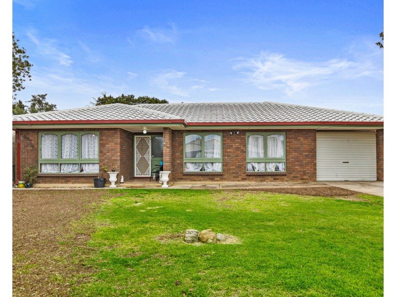 21 Radcliffe Grove, Christie Downs SA 5164