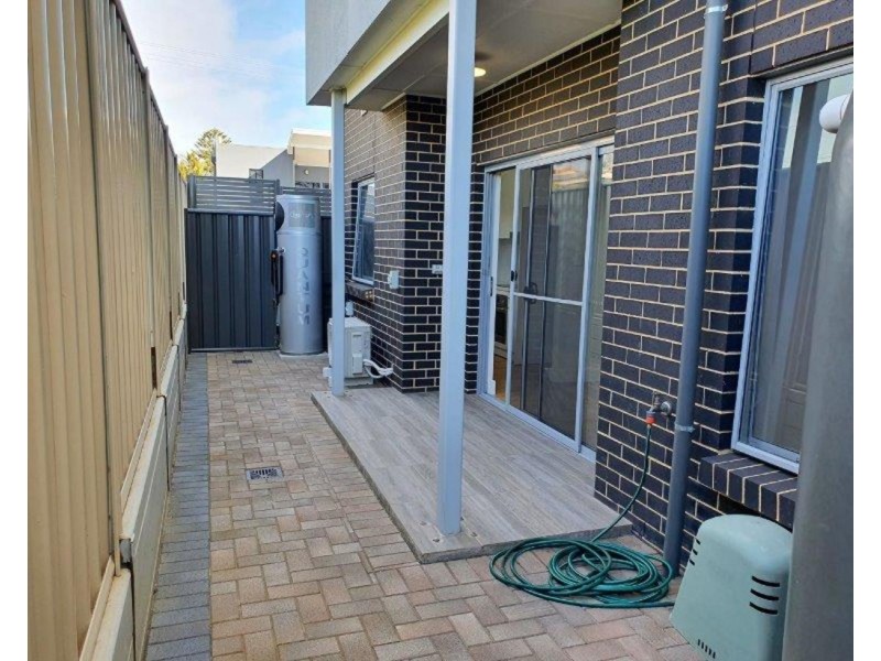 1/17 Davis Avenue, Christies Beach SA 5165