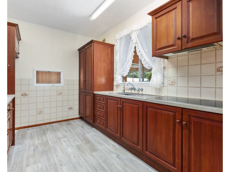 6 Kelly Road, Christies Beach SA 5165