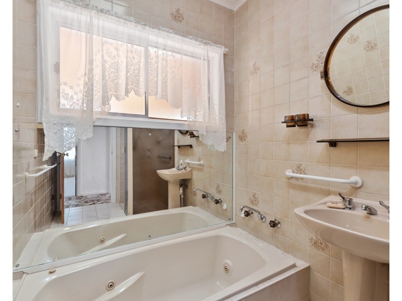 6 Kelly Road, Christies Beach SA 5165