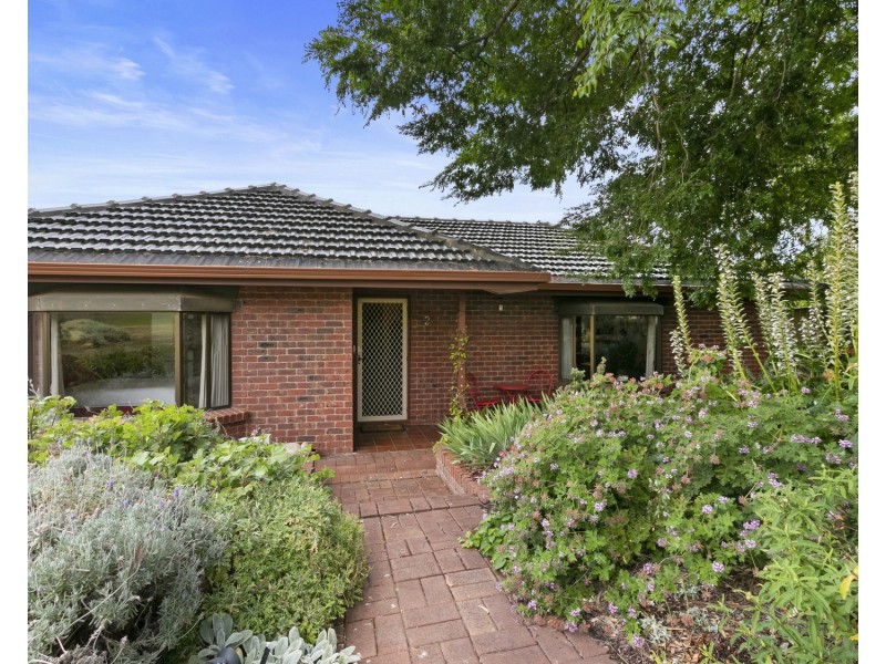 2 Barry Street, Port Noarlunga SA 5167