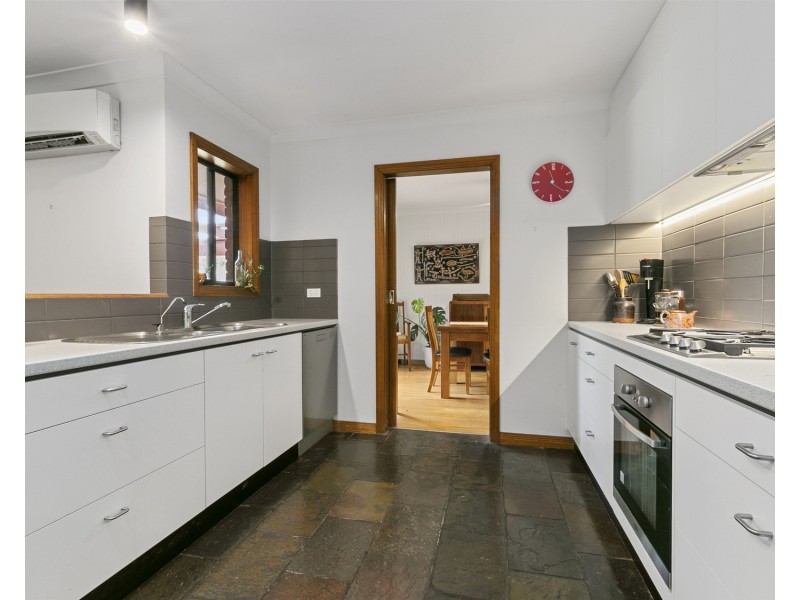 2 Barry Street, Port Noarlunga SA 5167