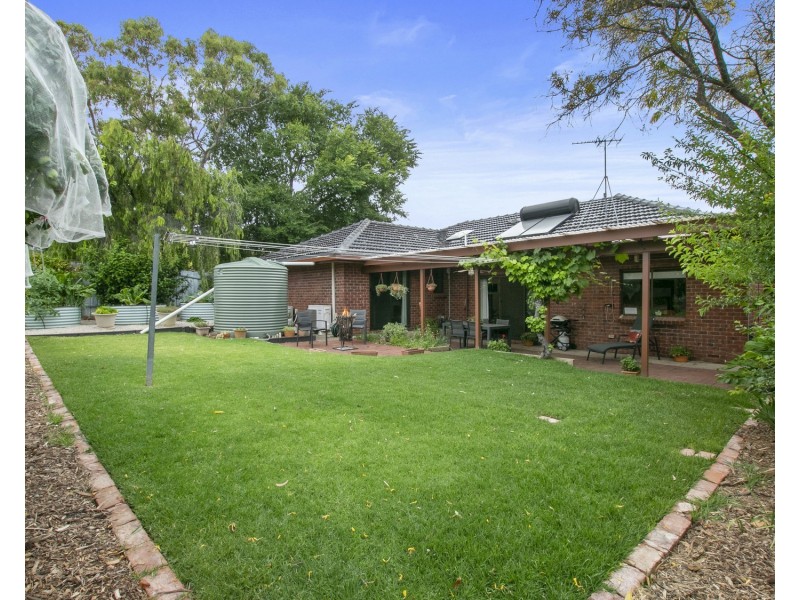 2 Barry Street, Port Noarlunga SA 5167