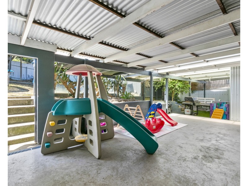 33 Woocalla Street, O’sullivan Beach SA 5166