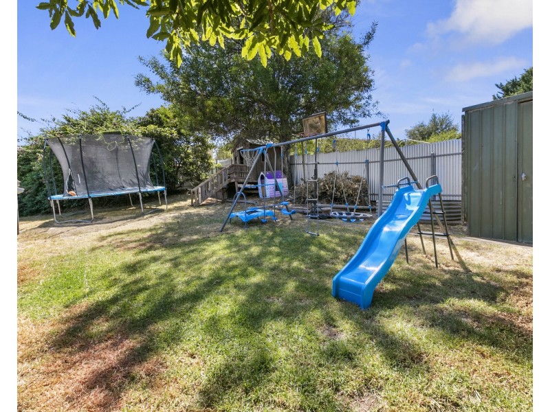 33 Woocalla Street, O’sullivan Beach SA 5166