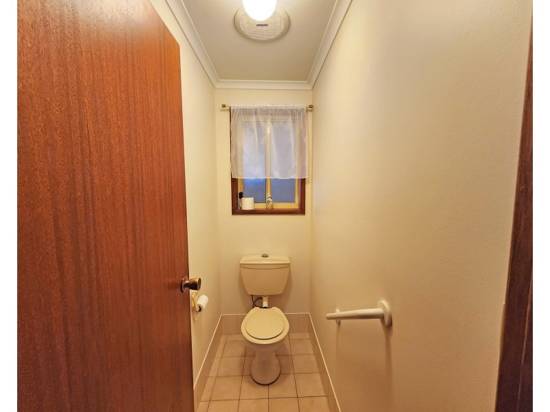 2 Smugglers Drive, Seaford Rise SA 5169