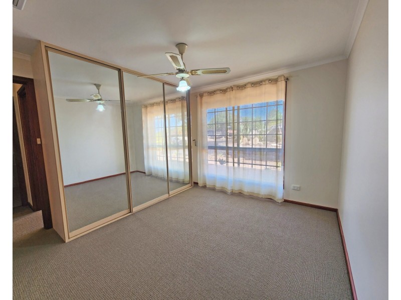 2 Smugglers Drive, Seaford Rise SA 5169