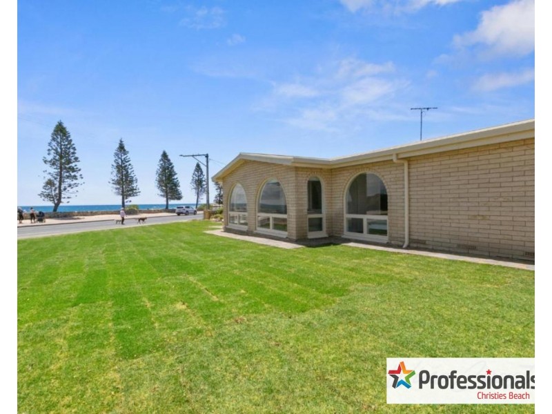 4 Esplanade, Christies Beach SA 5165