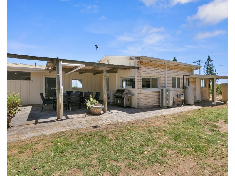 4 Esplanade, Christies Beach SA 5165