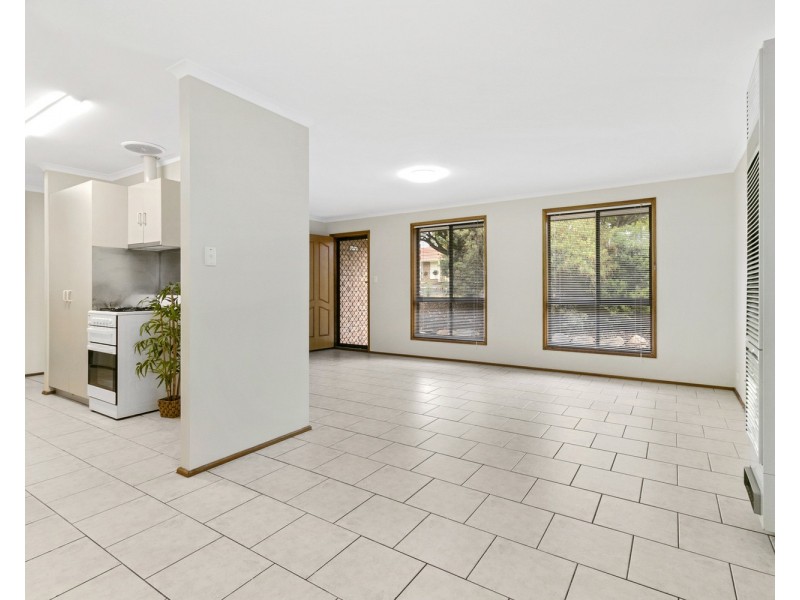 38 Lyons Circuit, Trott Park SA 5158