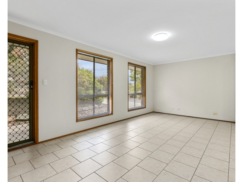 38 Lyons Circuit, Trott Park SA 5158