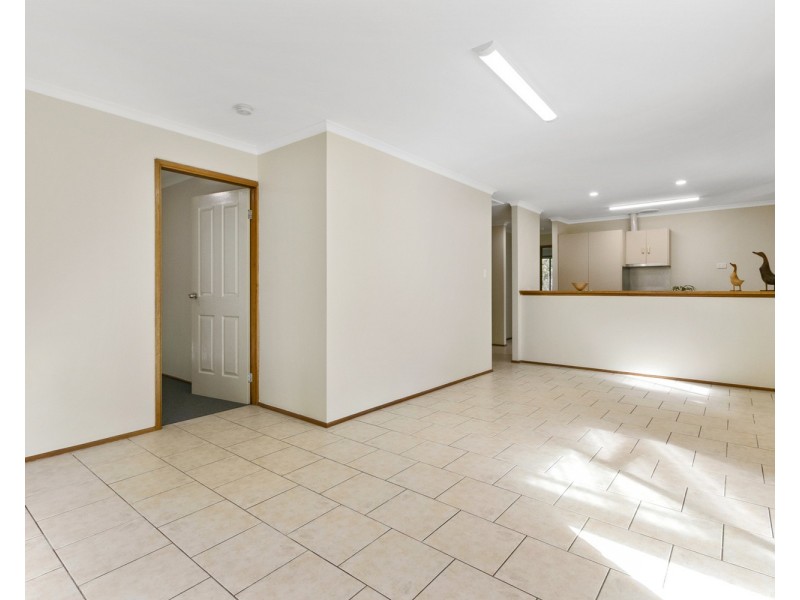 38 Lyons Circuit, Trott Park SA 5158
