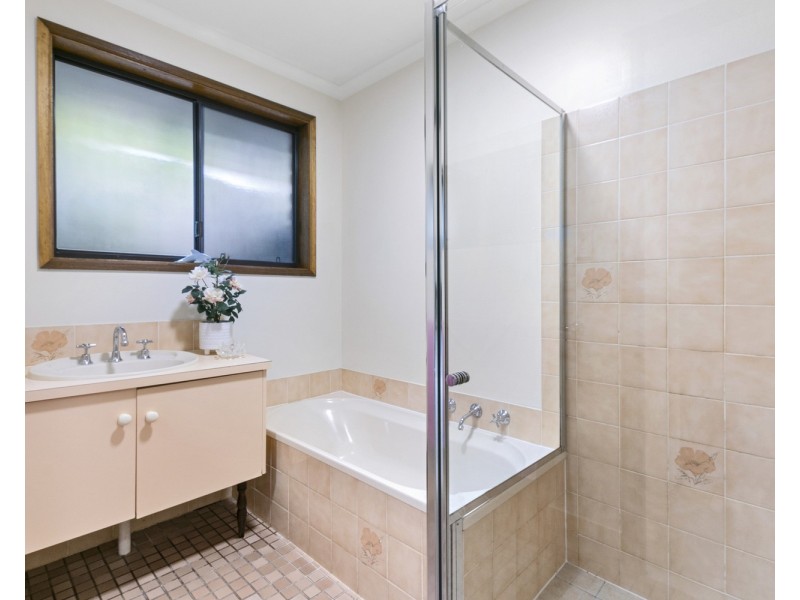 38 Lyons Circuit, Trott Park SA 5158