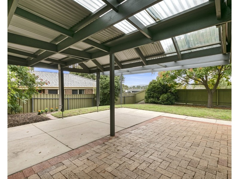 38 Lyons Circuit, Trott Park SA 5158