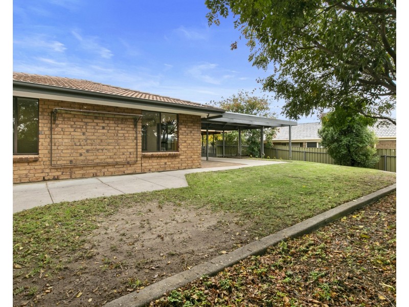 38 Lyons Circuit, Trott Park SA 5158