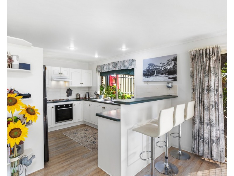 2/11 Shoalstone Court, Moana SA 5169