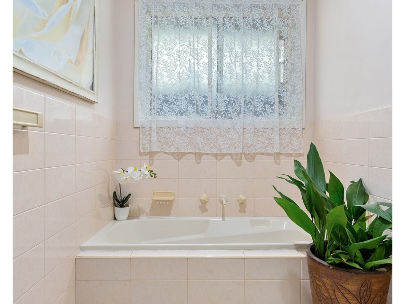 2/11 Shoalstone Court, Moana SA 5169