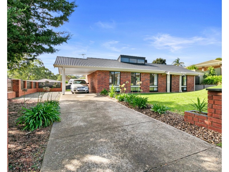 5 Bennett Close, Aberfoyle Park SA 5159