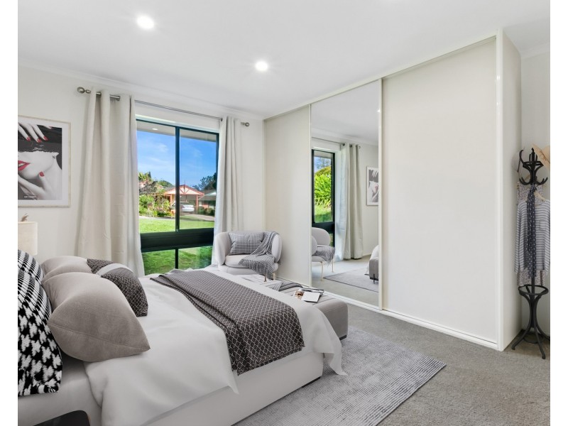 5 Bennett Close, Aberfoyle Park SA 5159